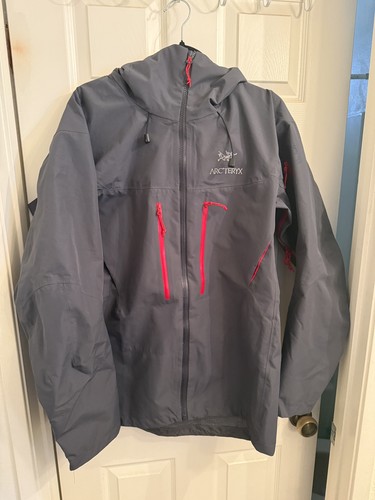 Authentic arc teryx men - authentic, men’s